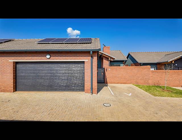 3 BEDROOM TOWNHOUSE FOR SALE IN FAERIE GLEN